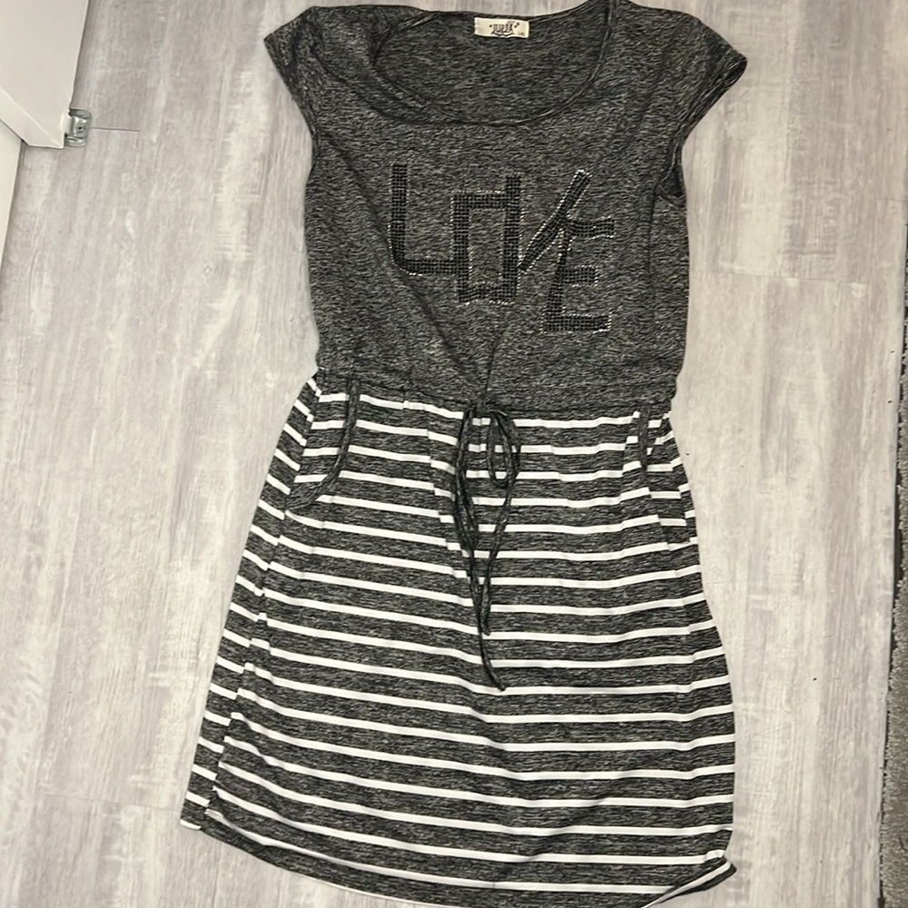 Gray love short dress ruched waist with pockets